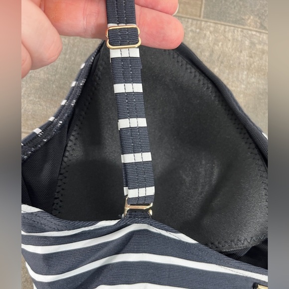 NWOT Sea Level Cross Front Striped One Piece - Picture 8 of 14